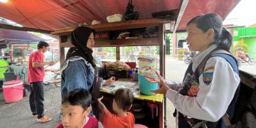 Takjil di Alun-Alun Hanggawana dan Rumah Dinas Bupati Bebas Bahan Kimia Berbahaya