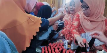 Dharma Wanita Persatuan Kabupaten Tegal Gelar Pasar Murah