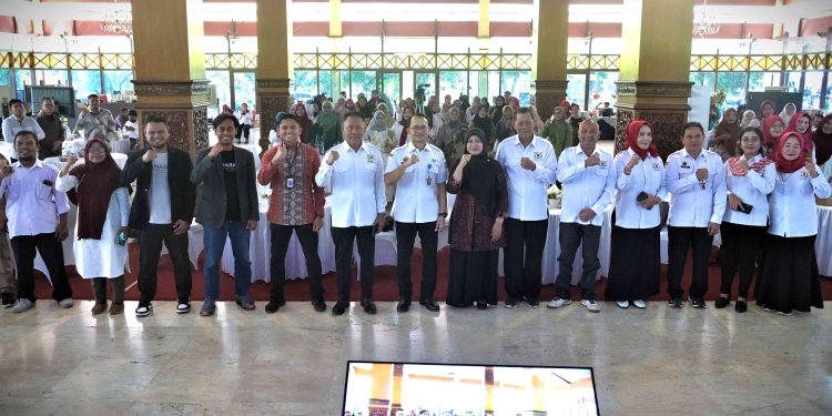 Teknologi AI Bantu UMKM Tekan Biaya Operasional