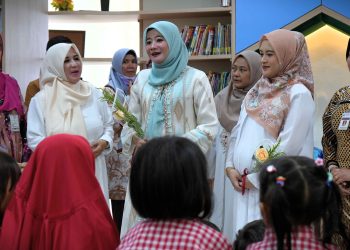 Fasilitas Ramah Anak Perpusda Soekarno-Hatta Diapresiasi Bunda Literasi Jawa Tengah
