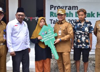 Titik Balik Kehidupan Endang Setelah Rumahnya Dipugar