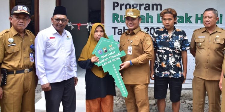 Titik Balik Kehidupan Endang Setelah Rumahnya Dipugar