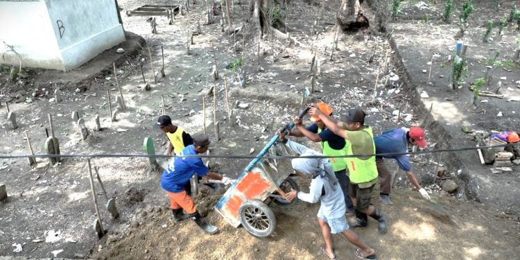 307 Ton Limbah B3 Sisa Pengecoran Logam di Desa Pesarean Berhasil Dikeruk