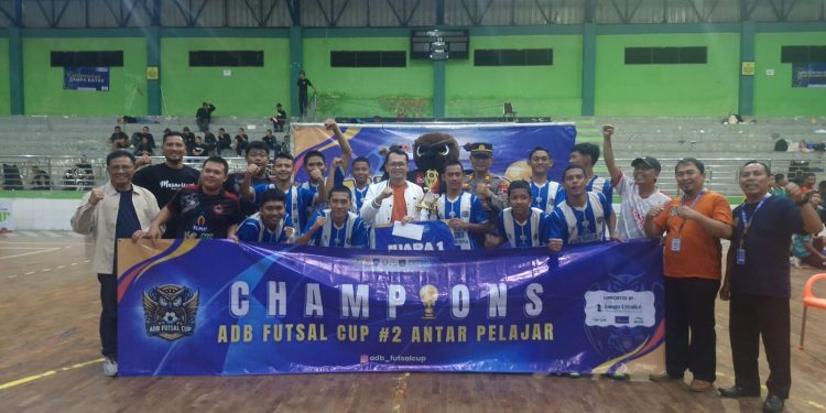 Sekda Kabupaten Tegal Tutup Turnamen Futsal ADB Cup II SMKN 1 Adiwerna