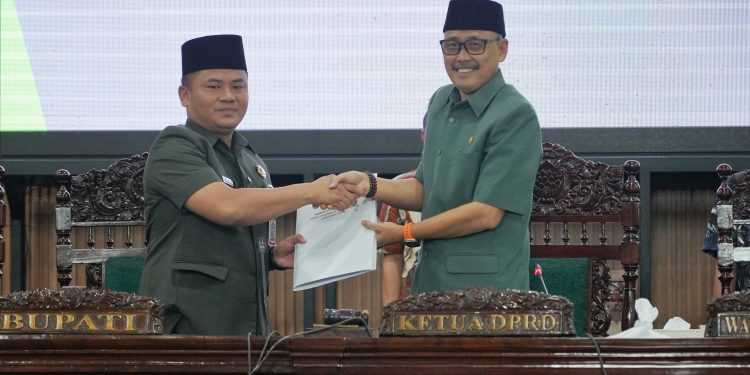 Bupati Tegal Ajukan Dua Raperda untuk Perkuat Tata Kelola BMD dan Hunian Layak