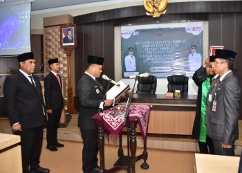 Bupati Tegal Lantik Dua Pejabat Pimpinan Tinggi Pratama, Tekankan Pelayanan Publik di Tengah Bencana