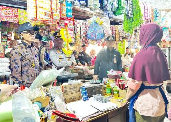 Kawal Stabilitas Harga Sembako, Bupati Tegal Turun Langsung Pantau Pasar